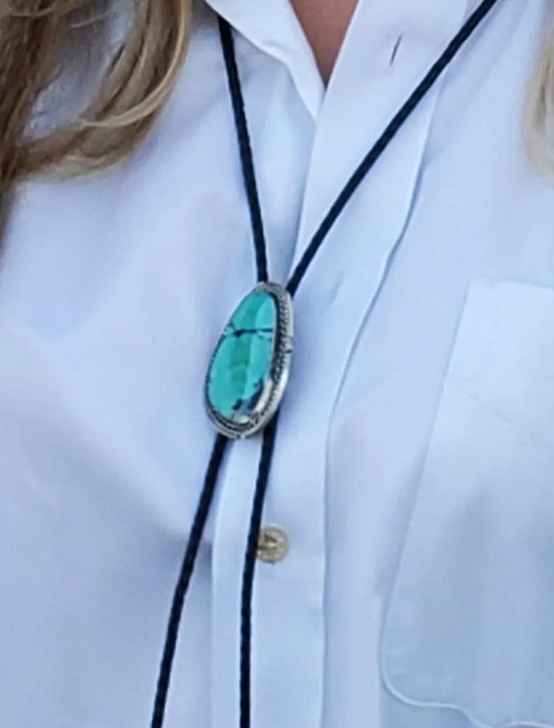 Hubei Turquoise Bolo Tie B003