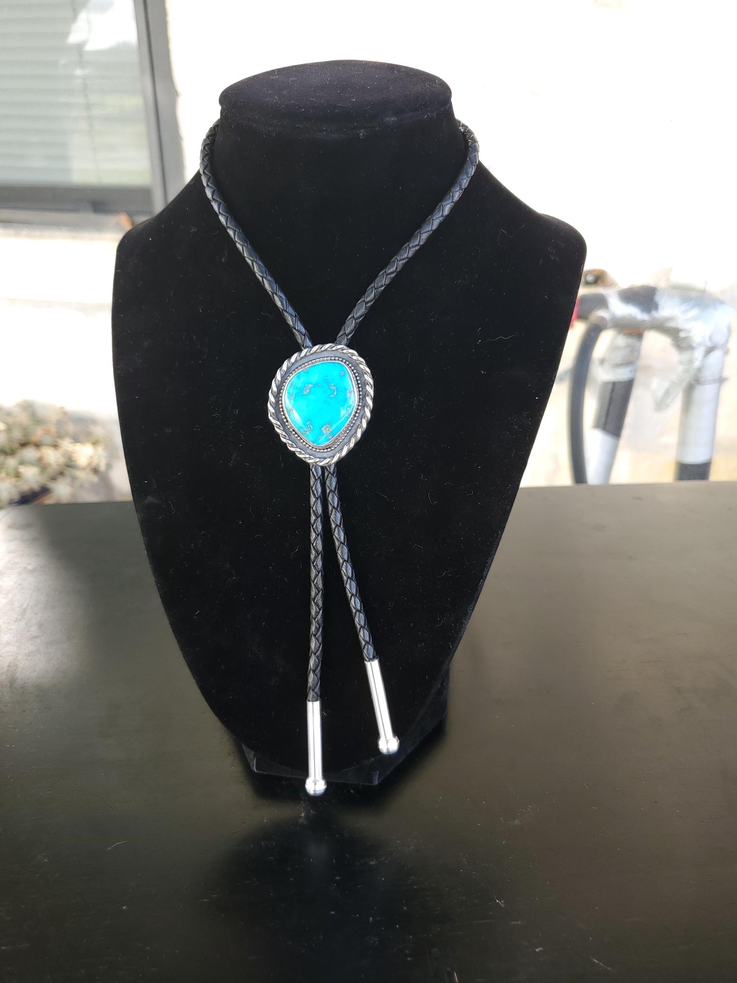 Sleeping Beauty Oldstock Turquoise Bolo Tie B61