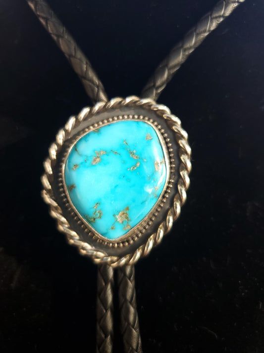 Sleeping Beauty Oldstock Turquoise Bolo Tie B61